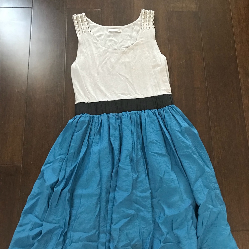 Adorable knee length cotton dress